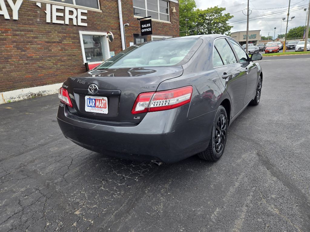2010 Toyota Camry Image 8