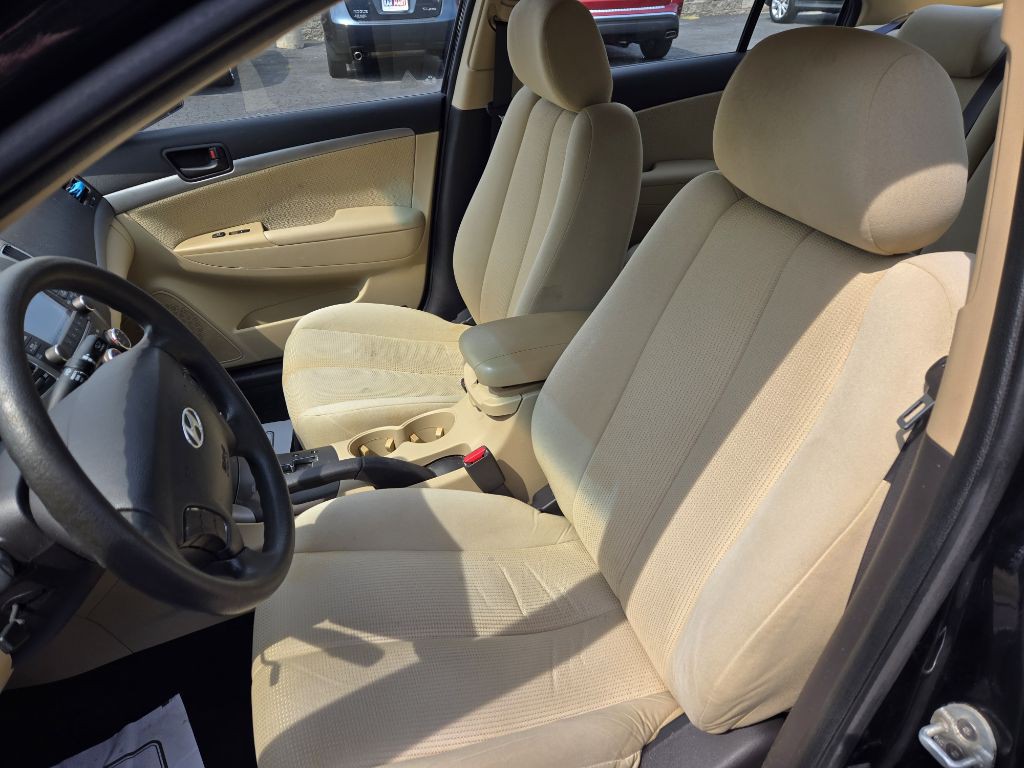 2009 Hyundai Sonata Image 13