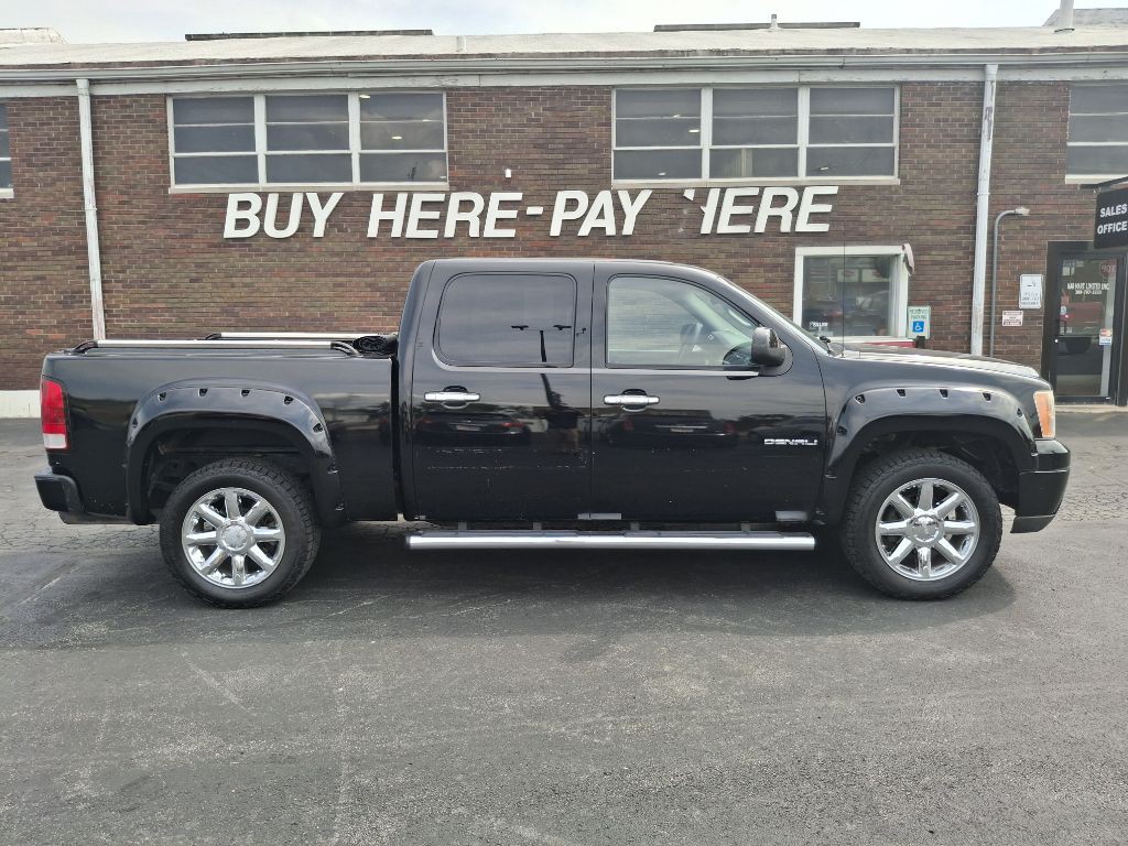 2010 GMC Sierra Image 1