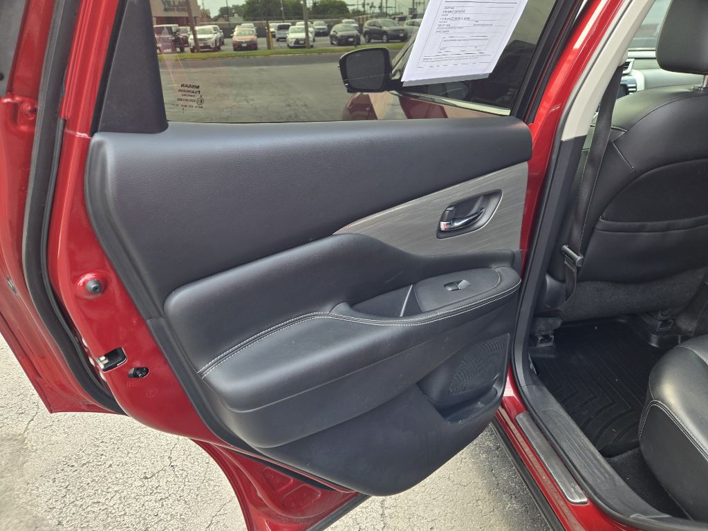 2017 Nissan Murano Image 10