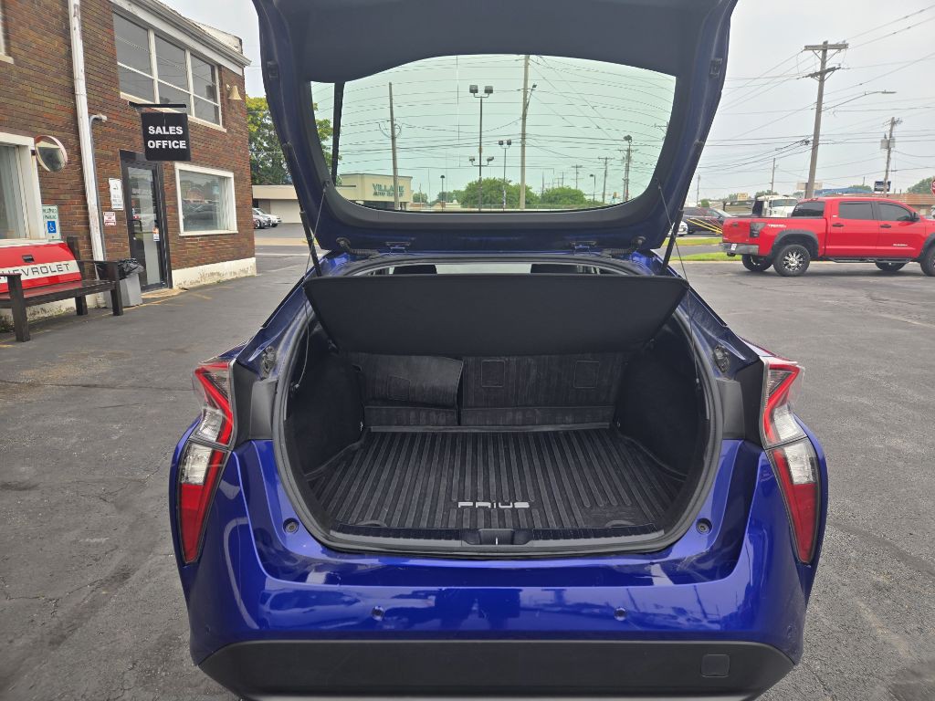 2017 Toyota Prius Image 9