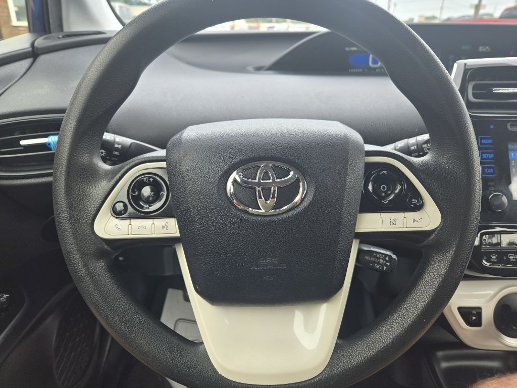2017 Toyota Prius Image 18
