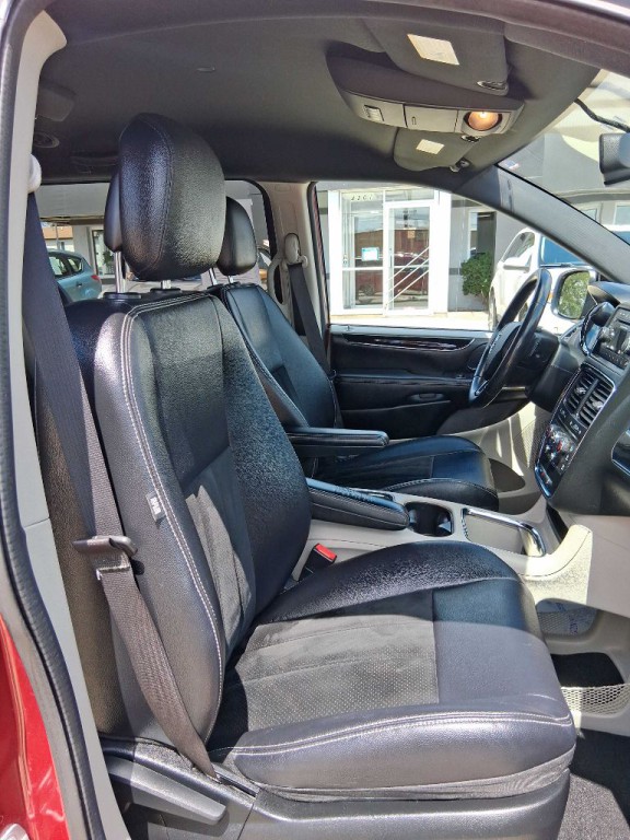 2014 Dodge Grand Caravan Image 10