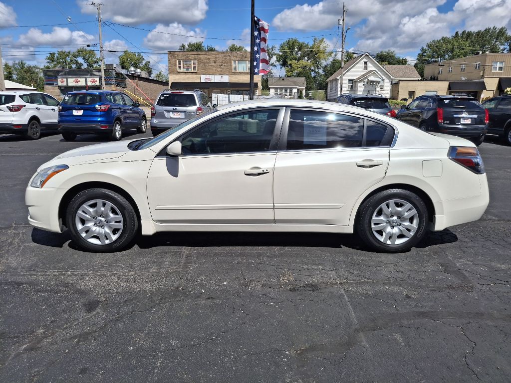 2010 Nissan Altima Image 5