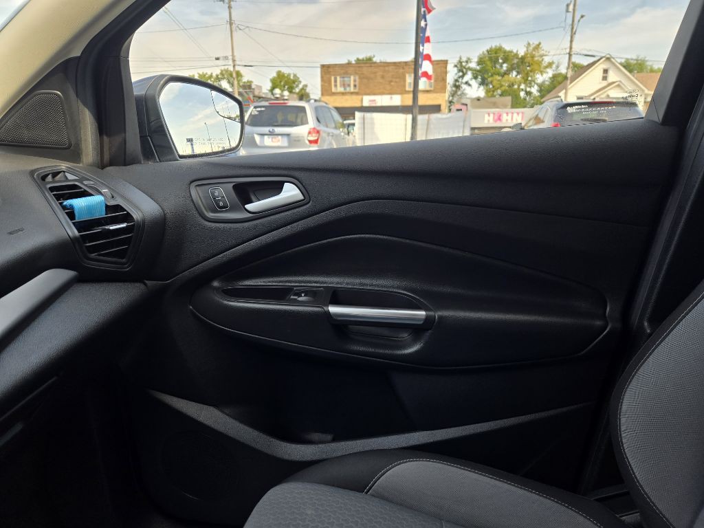 2018 Ford Escape Image 19