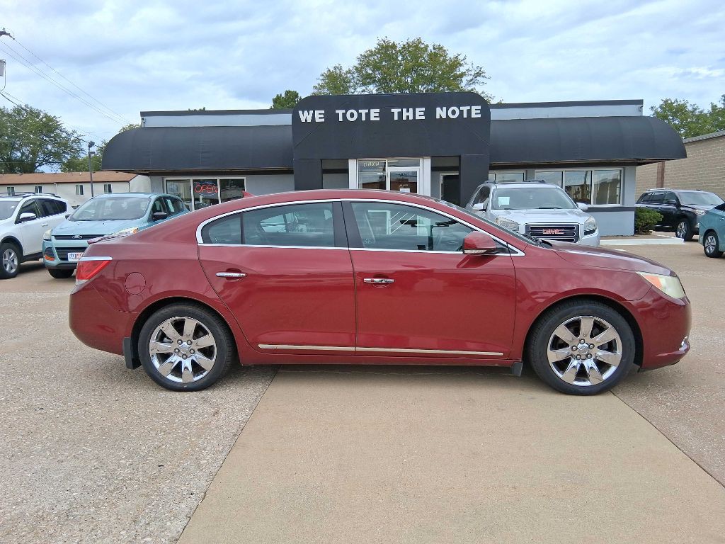 2010 Buick Lacrosse Image 1