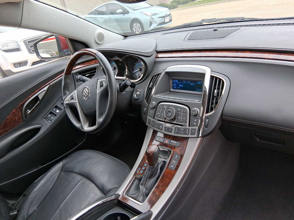 2010 Buick Lacrosse Image 9