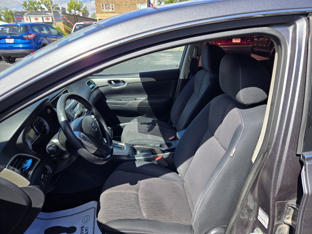 2015 Nissan Sentra Image 12
