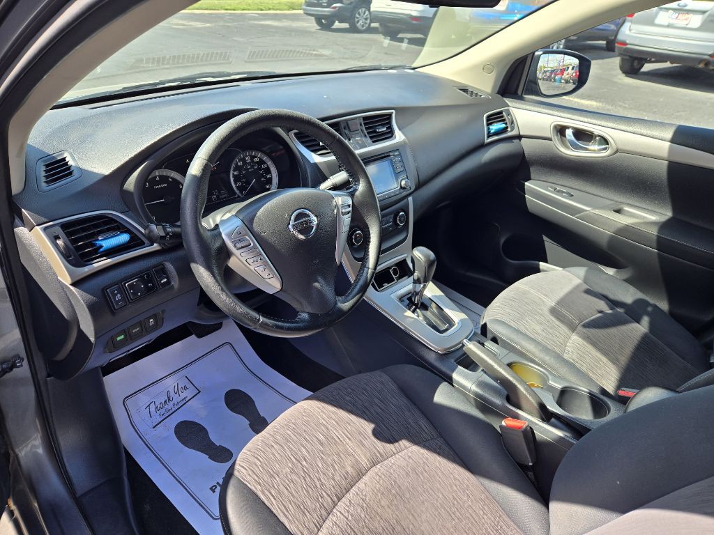 2015 Nissan Sentra Image 13