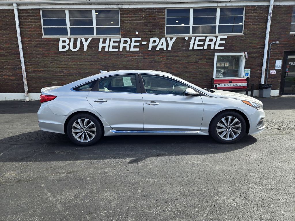 2015 Hyundai Sonata Image 1