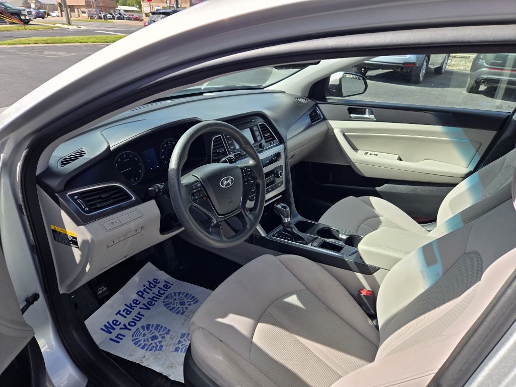 2015 Hyundai Sonata Image 12