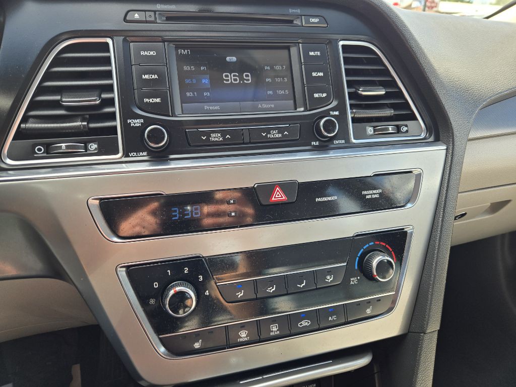 2015 Hyundai Sonata Image 18