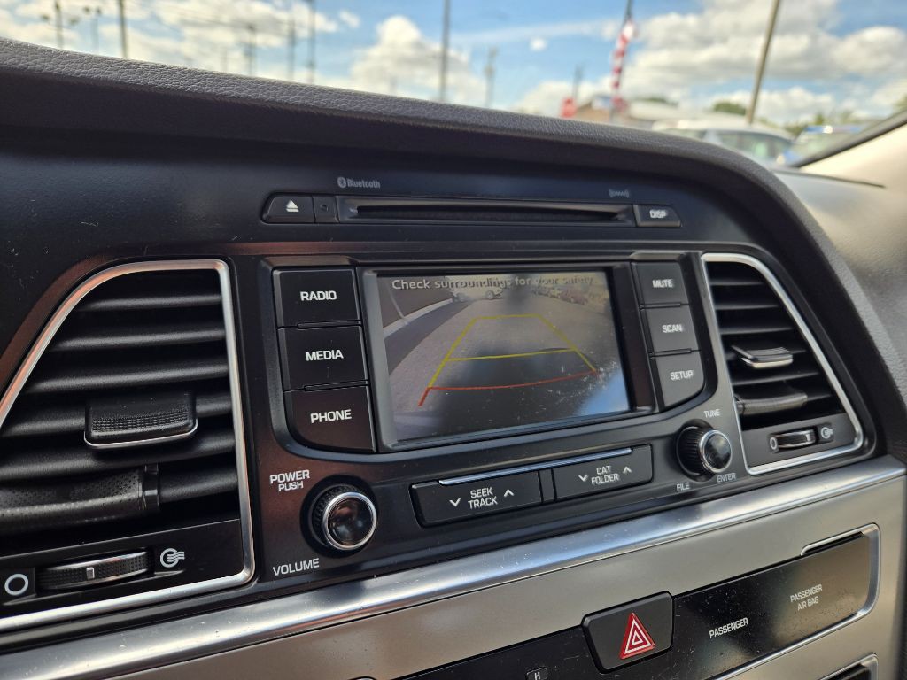 2015 Hyundai Sonata Image 19