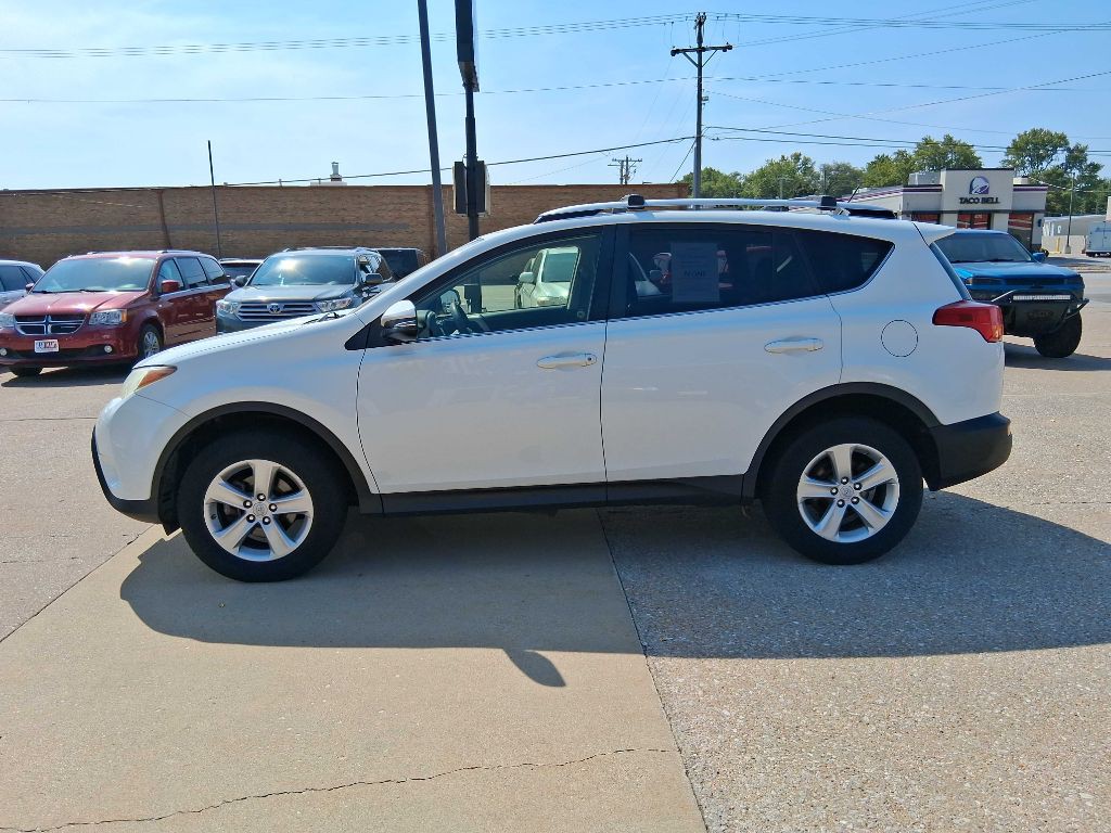 2013 Toyota Rav4 Image 2