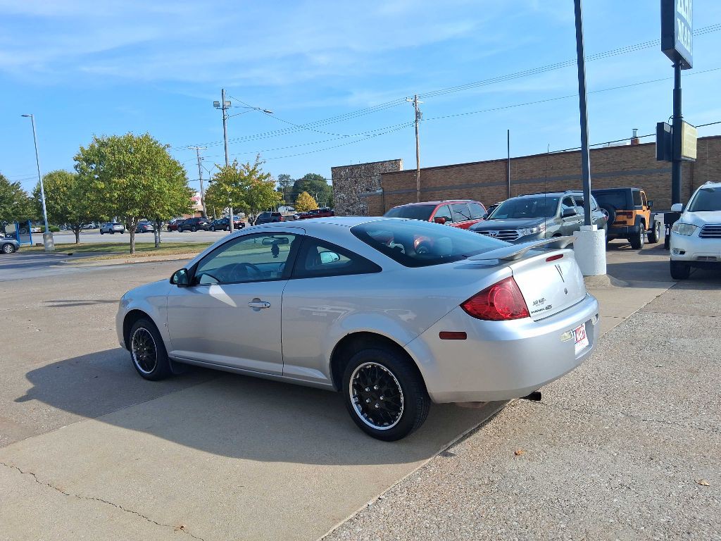 2007 Pontiac G5 Image 6