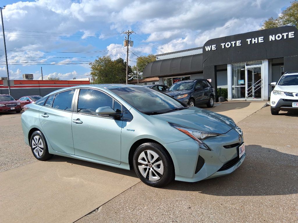 2018 Toyota Prius Image 4