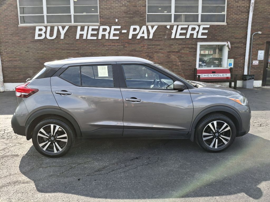 2018 Nissan Kicks Image 1