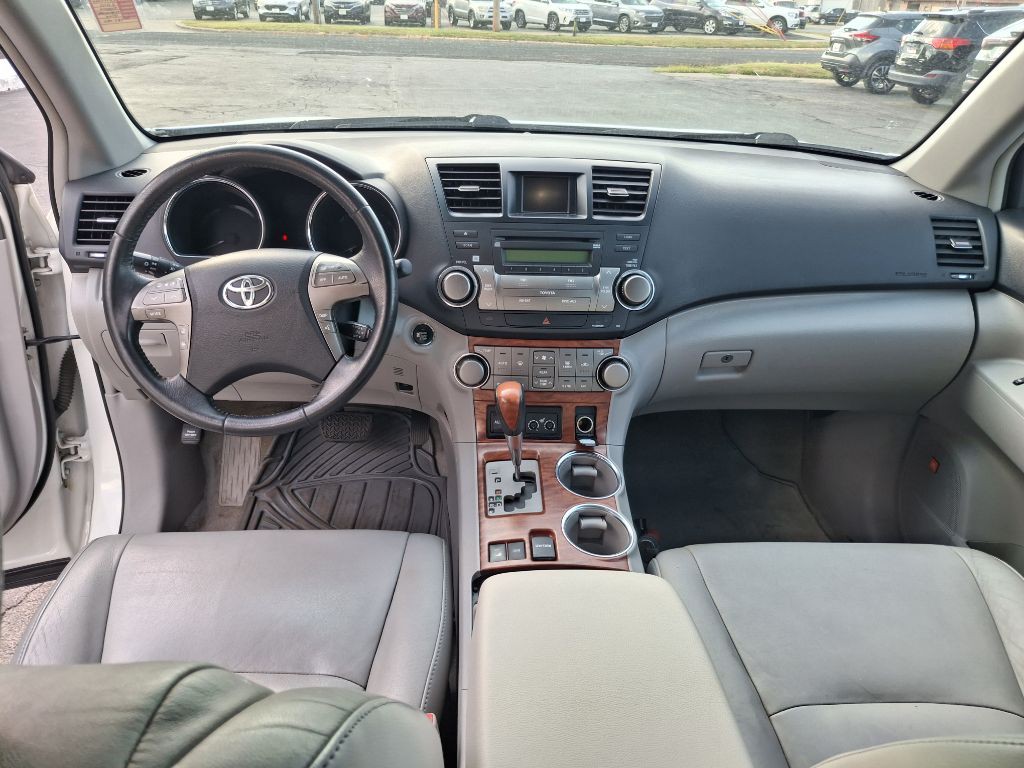 2010 Toyota Highlander Image 9