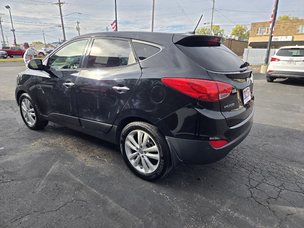 2011 Hyundai Tucson Image 6