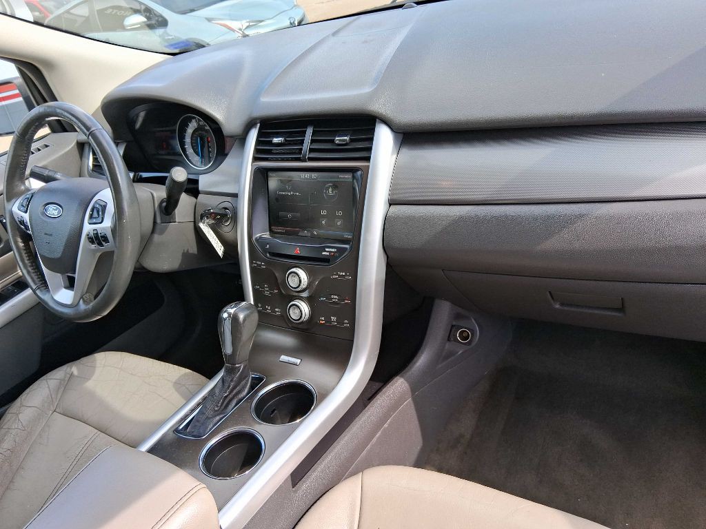 2013 Ford Edge Image 10