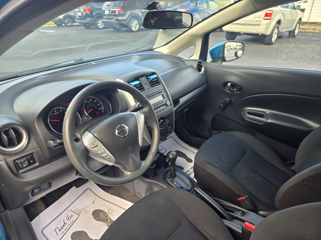 2015 Nissan Versa Image 14