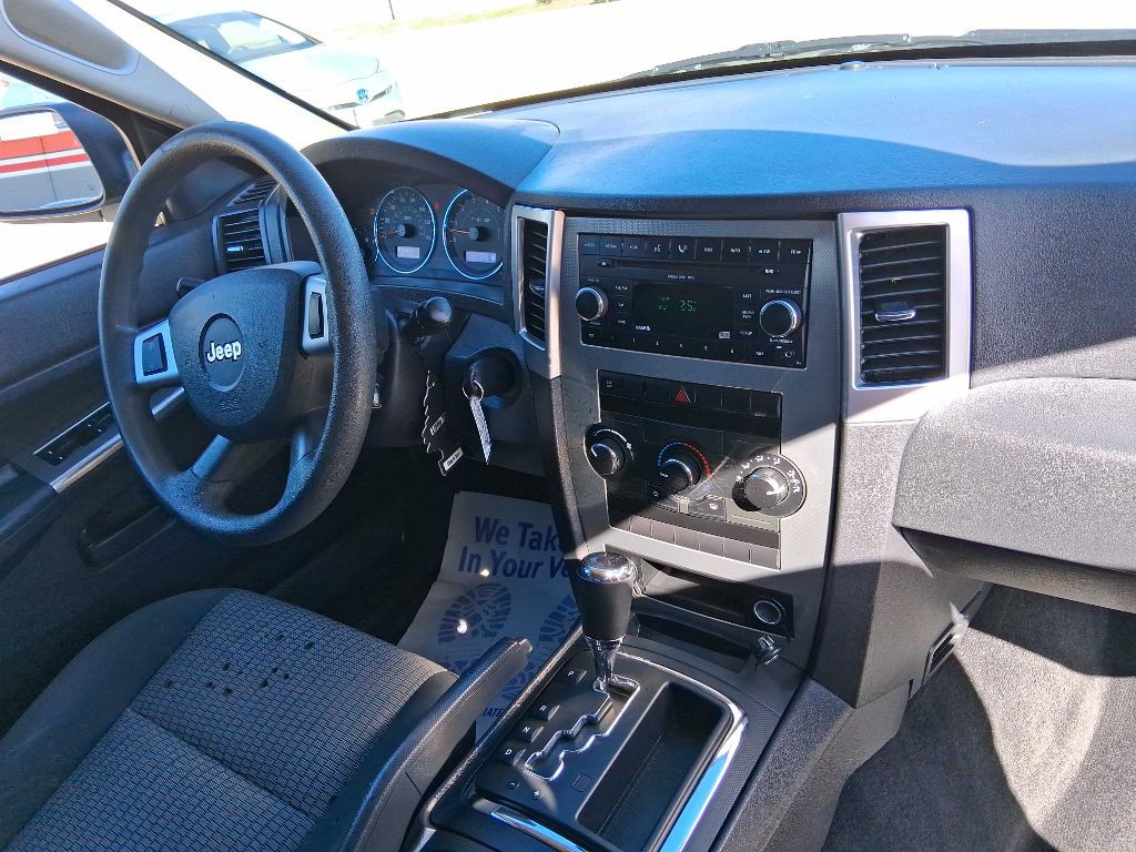 2008 Jeep Grand Cherokee Image 11