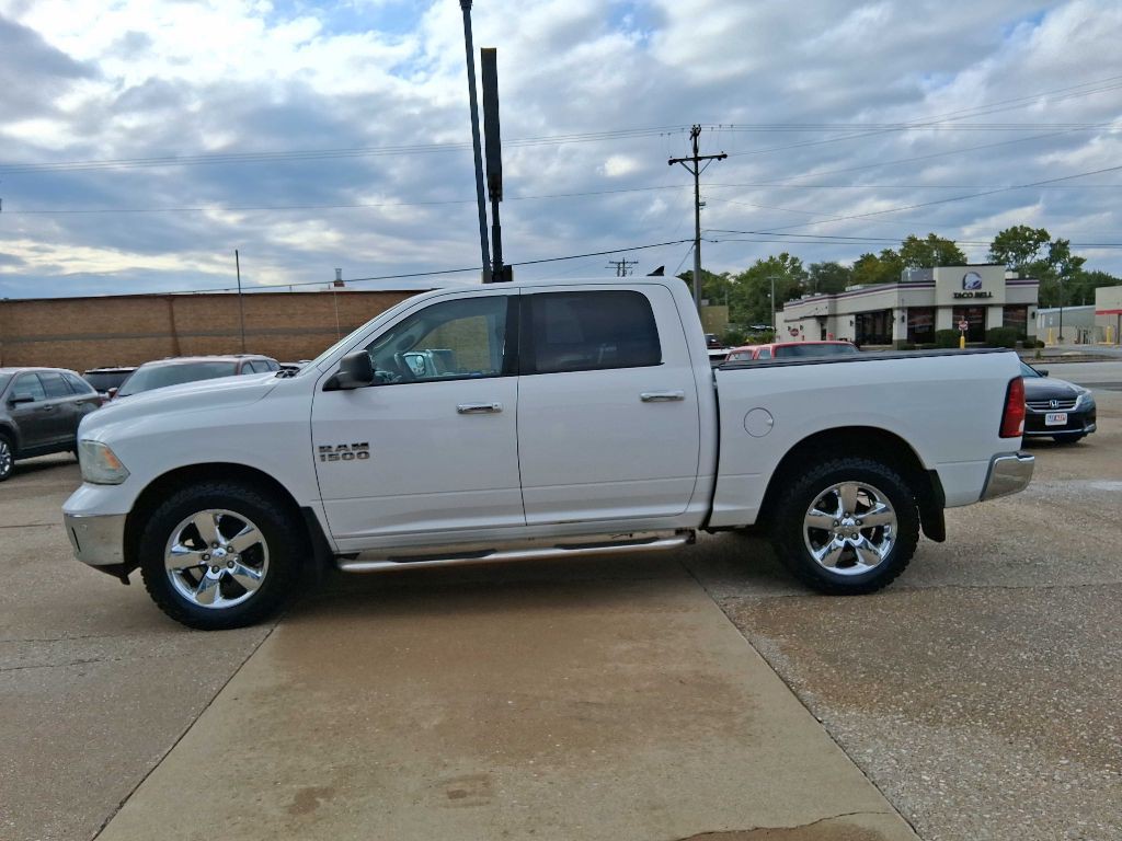 2015 RAM 1500 Image 2