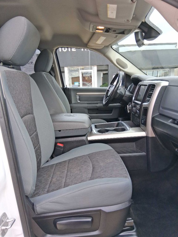 2015 RAM 1500 Image 8