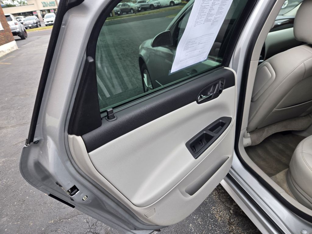 2012 Chevrolet Impala Image 10