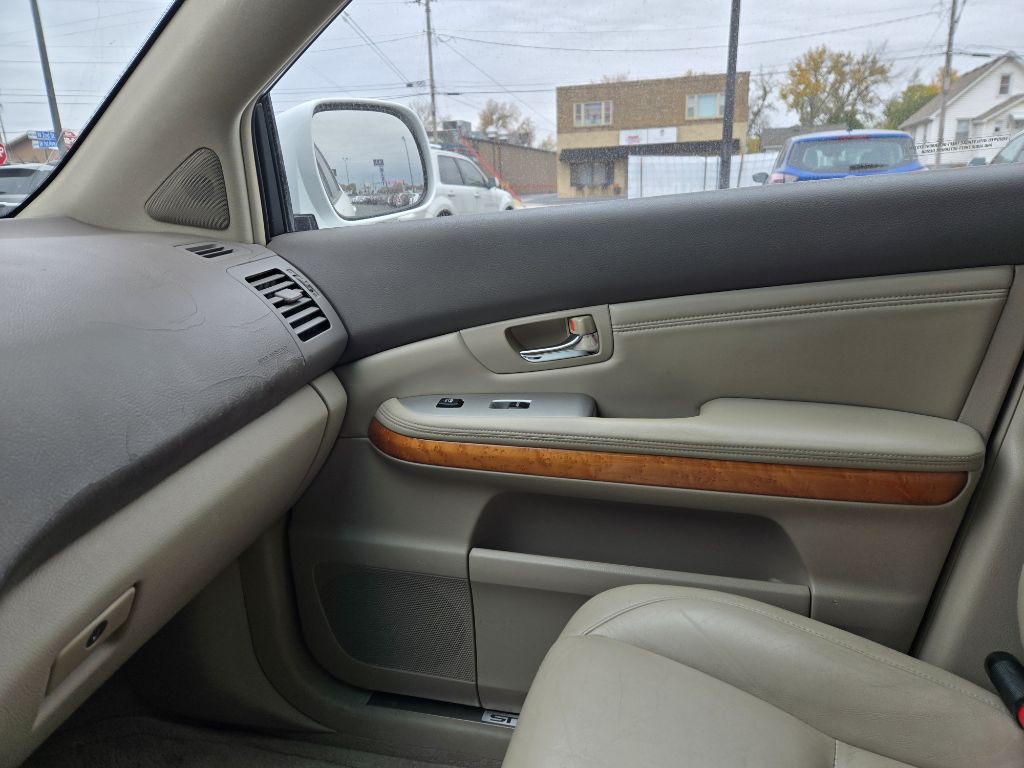2007 Lexus RX Image 18