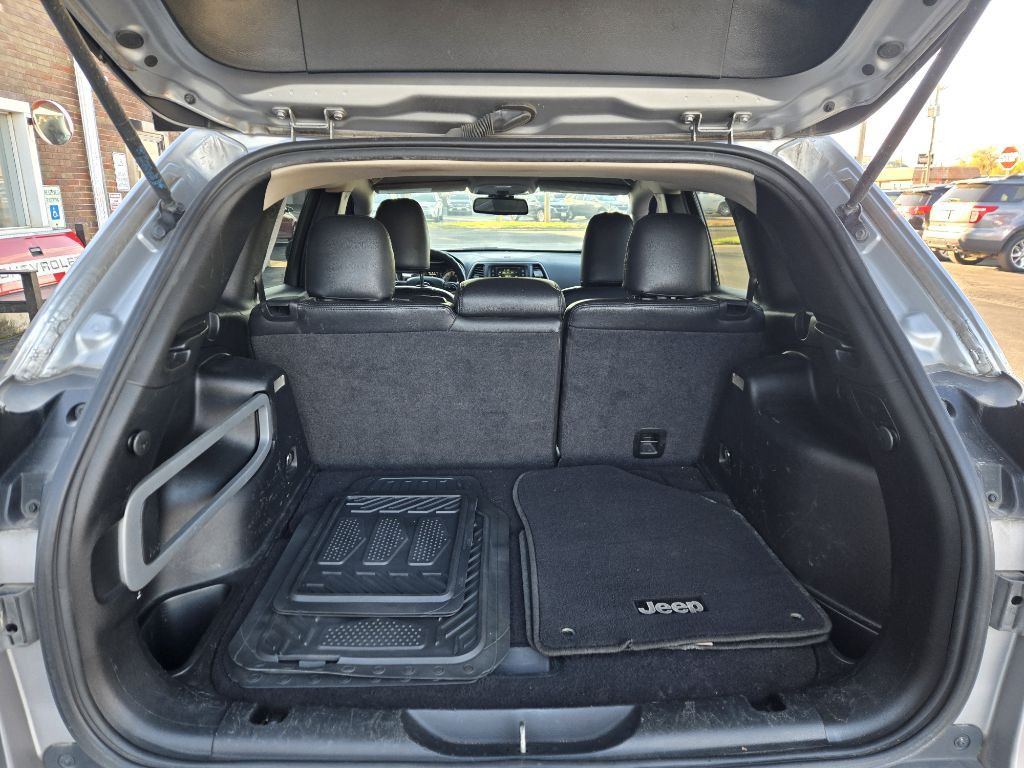 2016 Jeep Cherokee Image 9