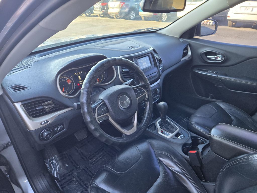 2016 Jeep Cherokee Image 12