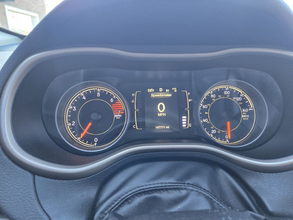 2016 Jeep Cherokee Image 17