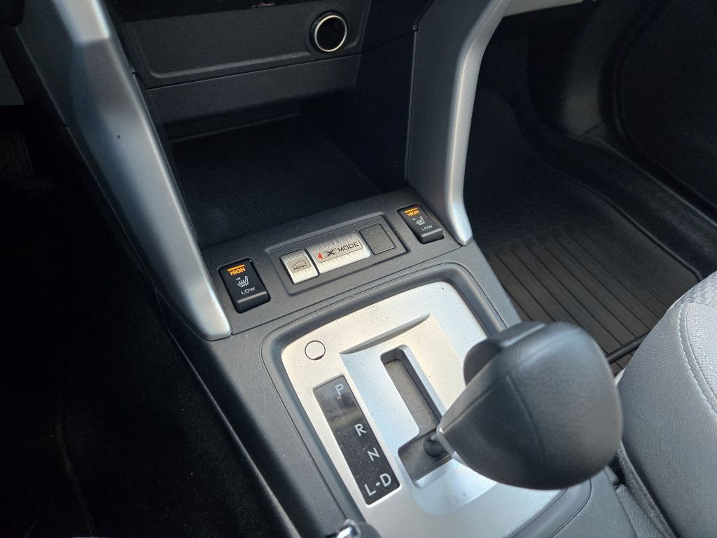 2017 Subaru Forester Image 18