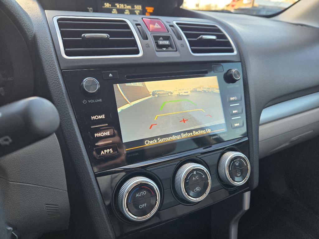 2017 Subaru Forester Image 19