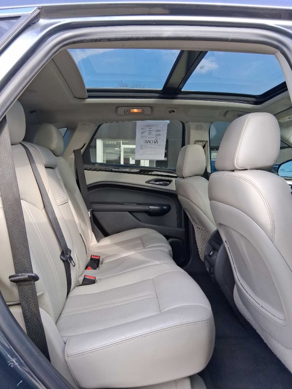 2013 Cadillac SRX Image 8