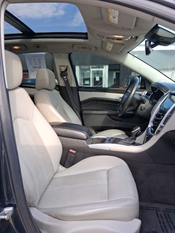 2013 Cadillac SRX Image 9
