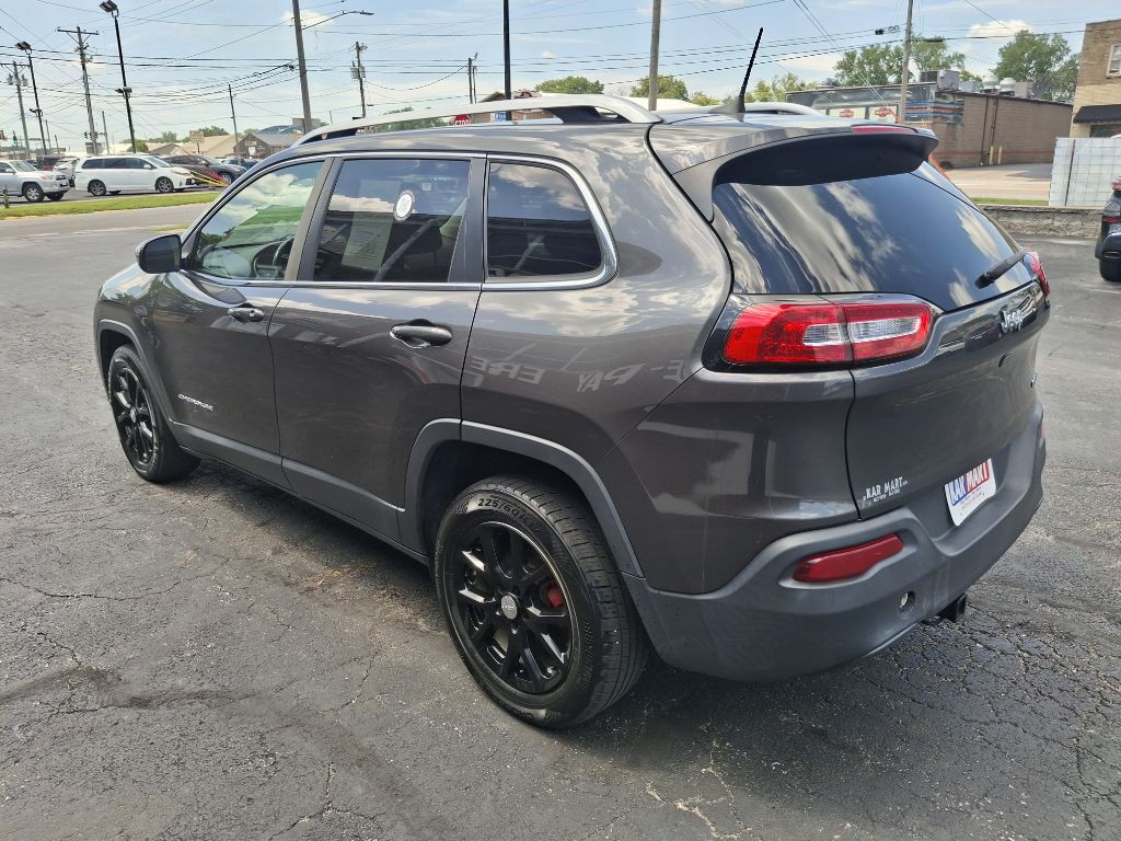 2017 Jeep Cherokee Image 4