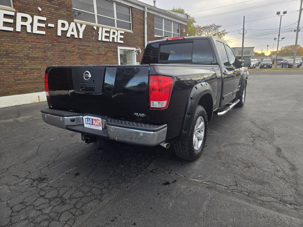 2012 Nissan Titan Image 8