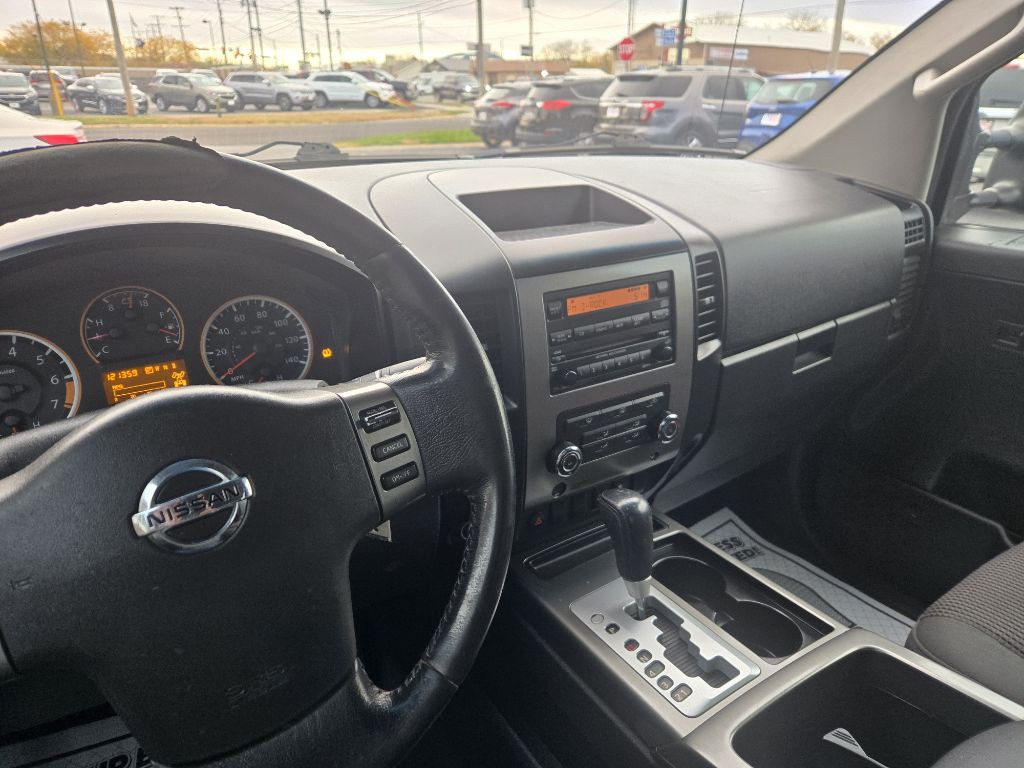 2012 Nissan Titan Image 15