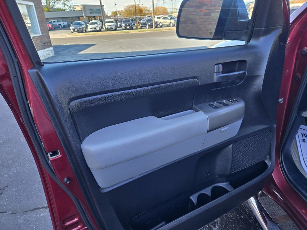 2010 Toyota Tundra Image 12