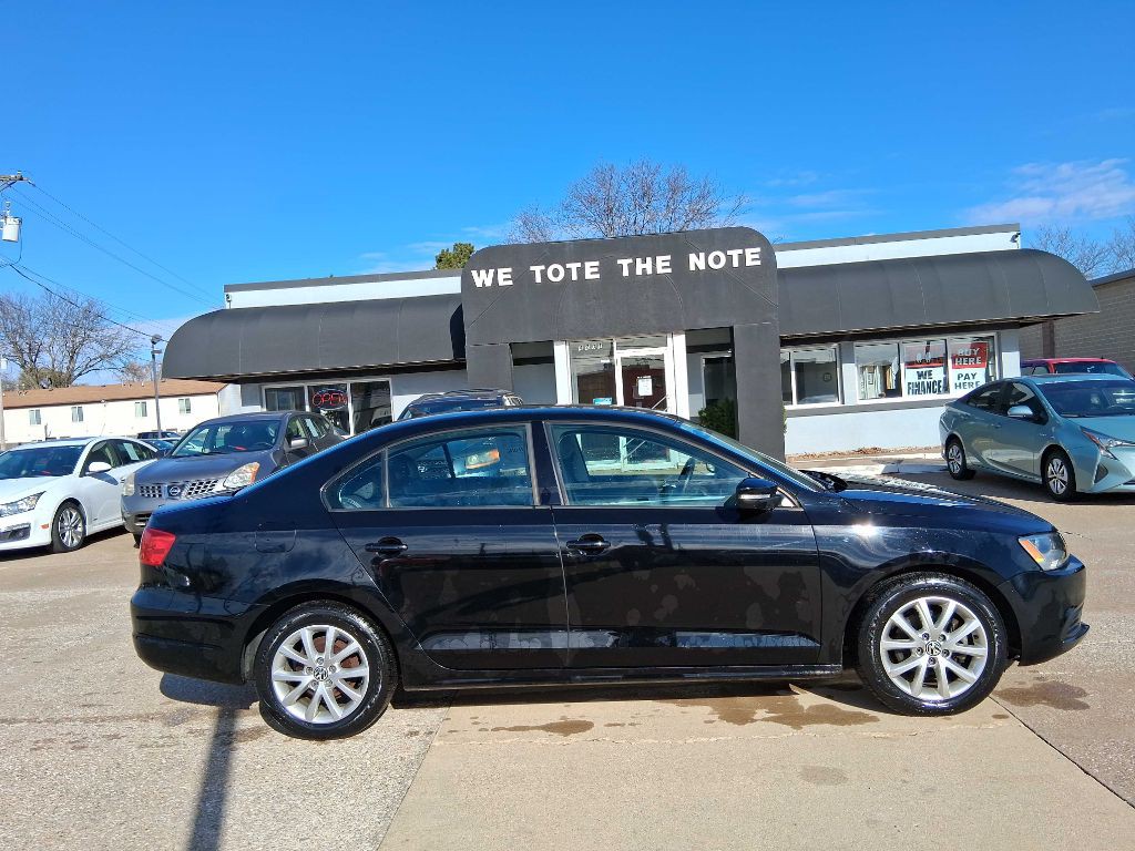 2011 Volkswagen Jetta Image 1