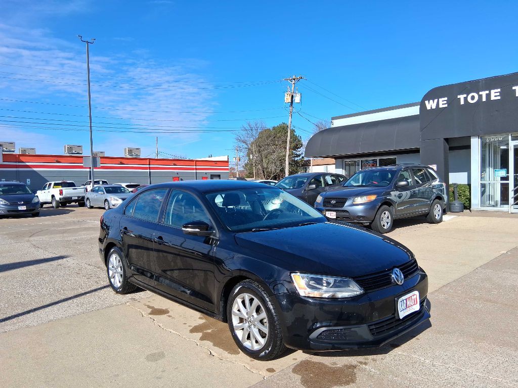 2011 Volkswagen Jetta Image 4
