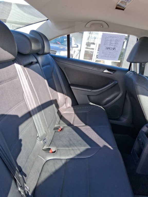 2011 Volkswagen Jetta Image 7