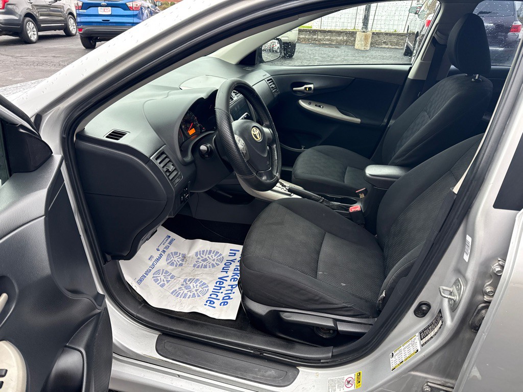 2010 Toyota Corolla Image 6