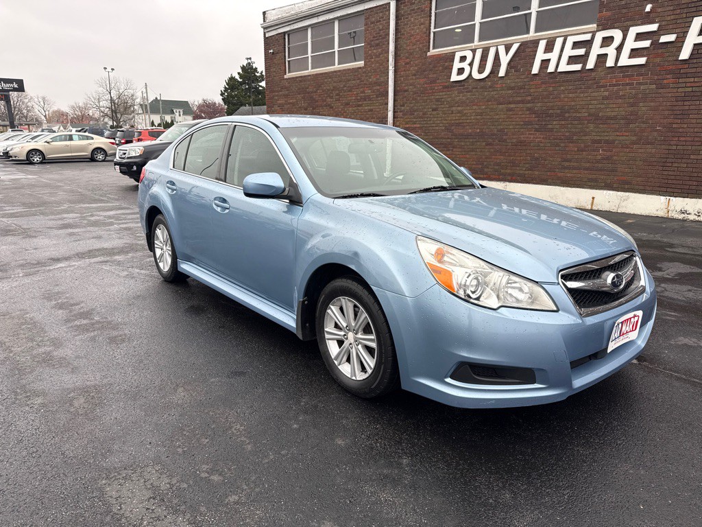 2012 Subaru Legacy Image 2