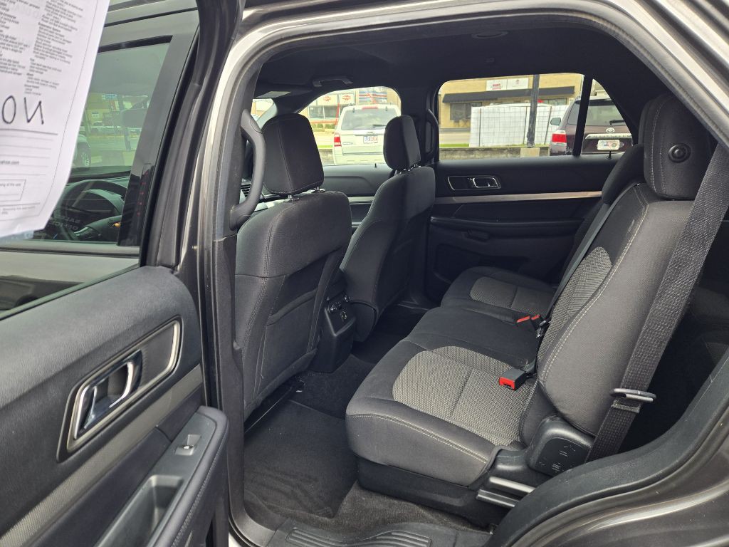 2018 Ford Explorer Image 10