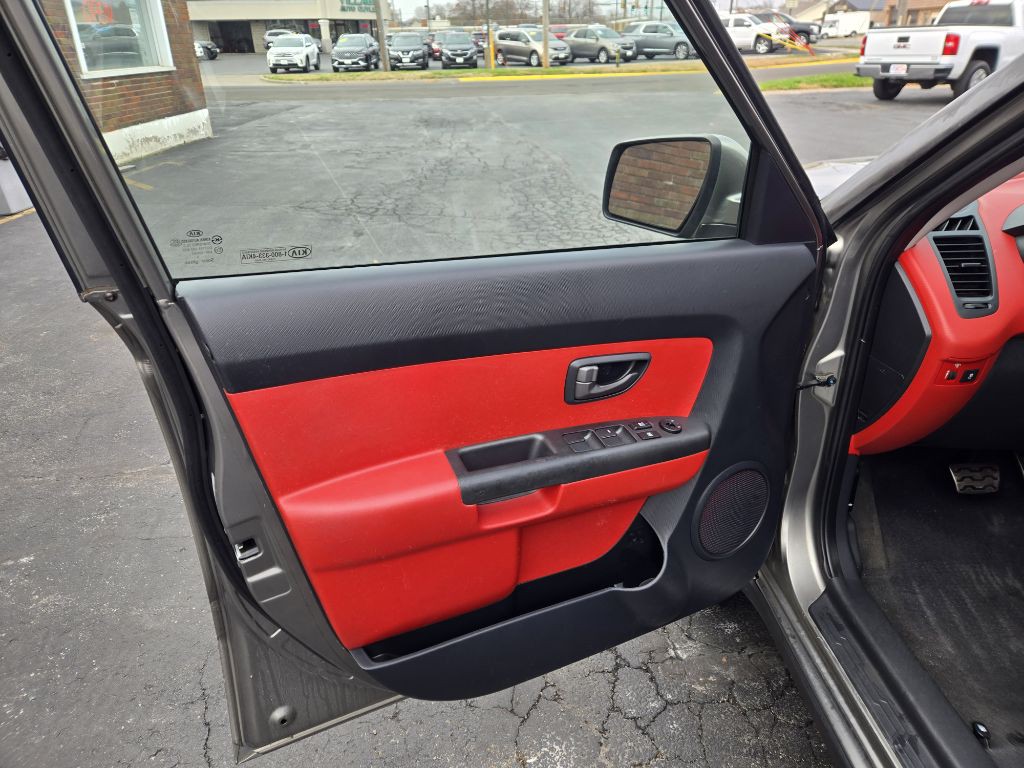 2010 Kia Soul Image 13