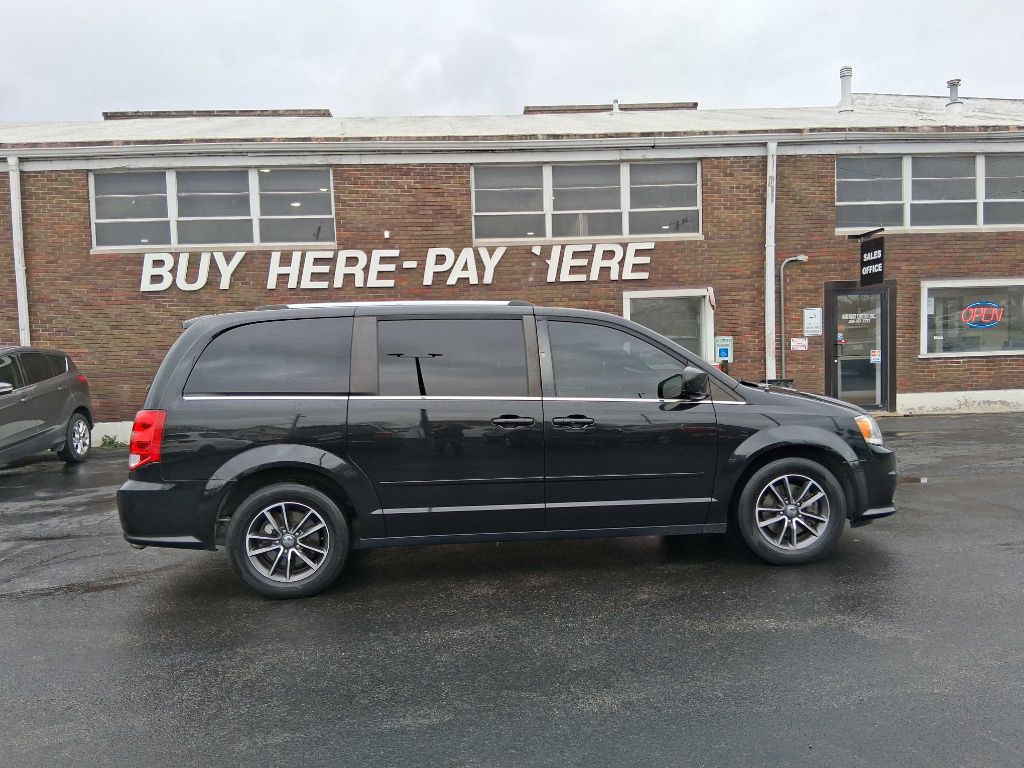 2017 Dodge Grand Caravan Image 1