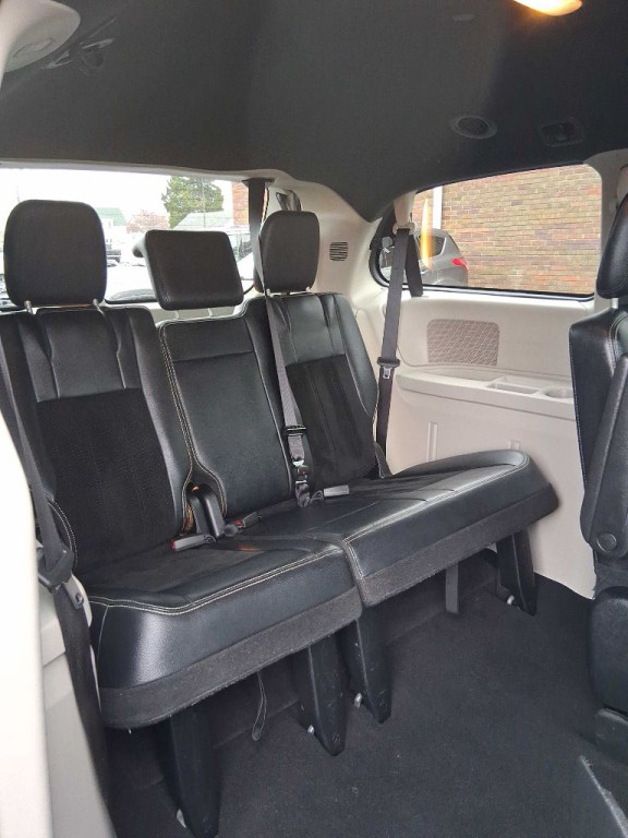 2017 Dodge Grand Caravan Image 8
